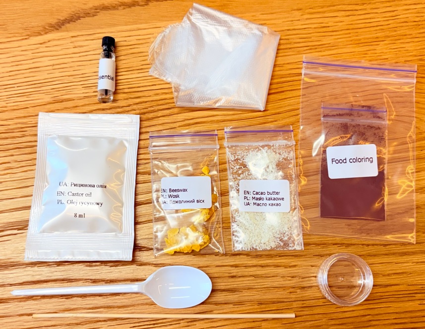 Sada na výrobu balzámu na rty LiP BALM with beeswax your SPA salon, Vlastní spa salón: Fotografie č. 2