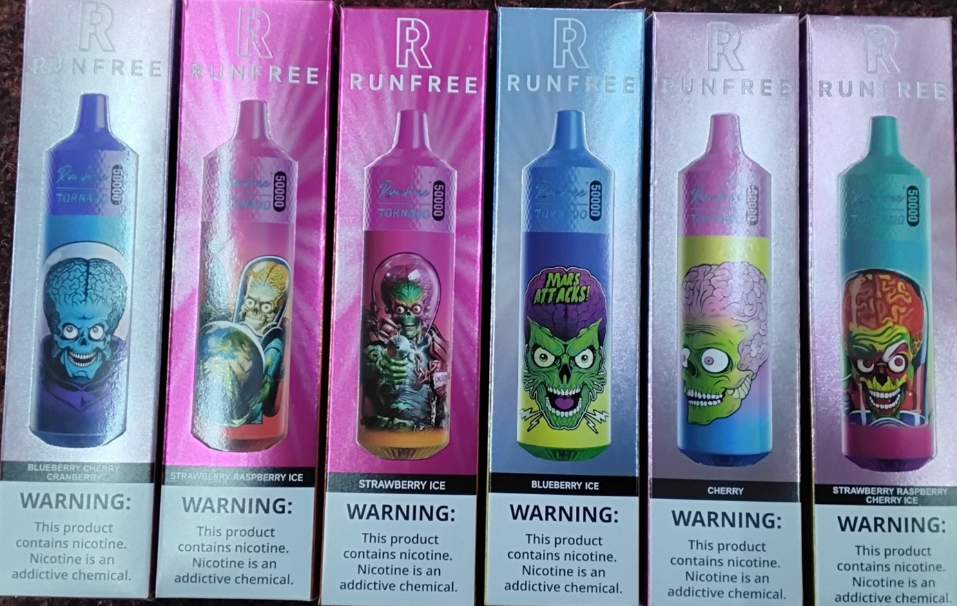 Jednorázová elektronická cigareta zn. RUNFREE TORNADO 50000 Puffs: Fotografie č. 1